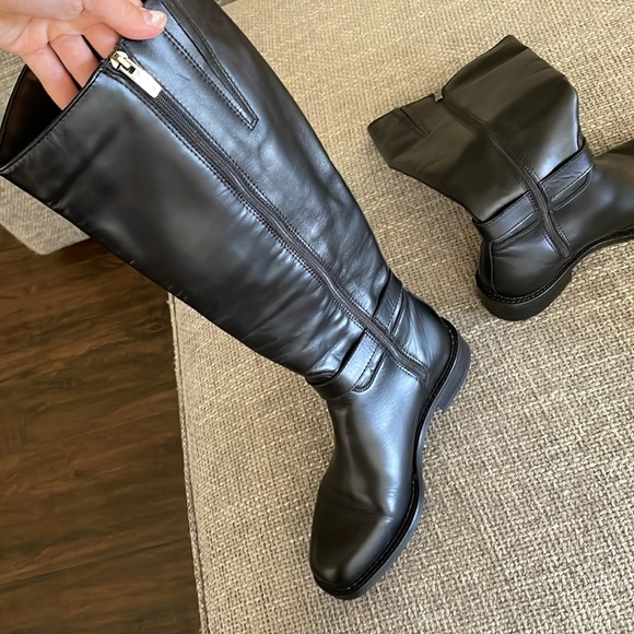 LIKE NEW LA CANADIENNE Waterproof Leather Boots! - Picture 11 of 12